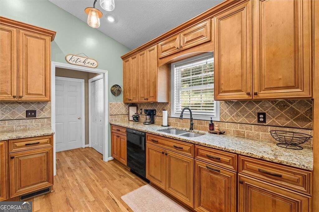 51 Moon Road Waco GA 30182
