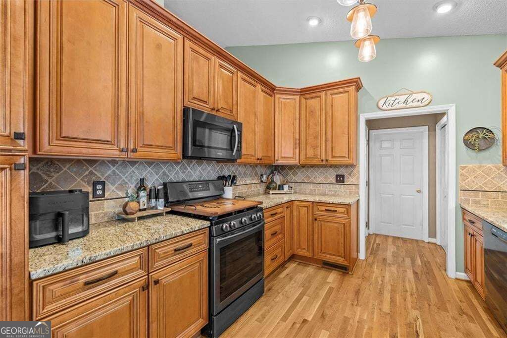 51 Moon Road Waco GA 30182
