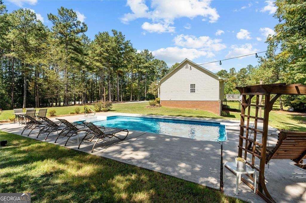51 Moon Road Waco GA 30182