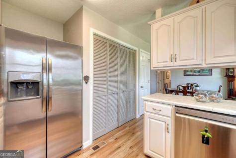 56 England Lane Blairsville GA 30512