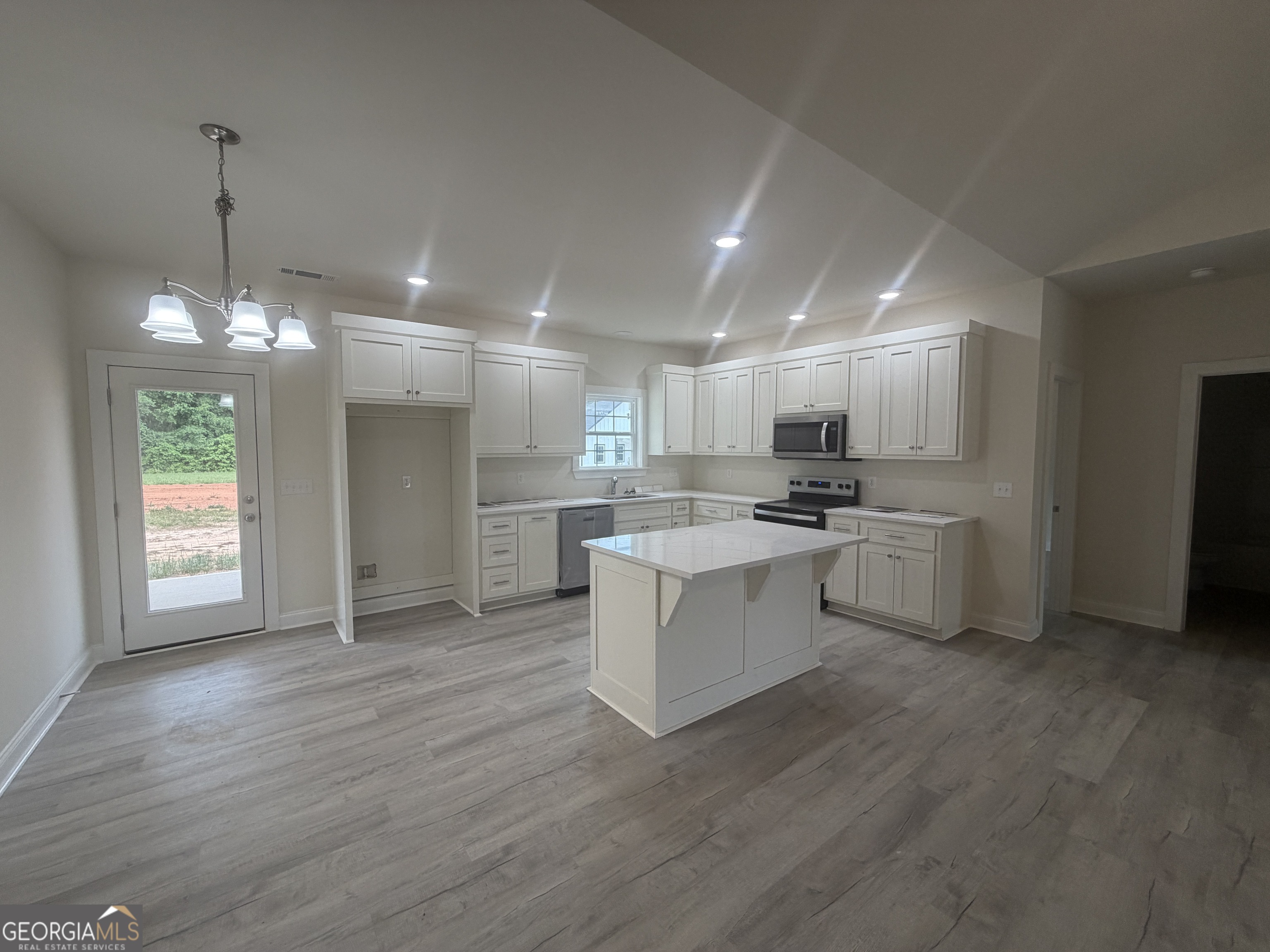 2633 Paoli Street Comer GA 30629