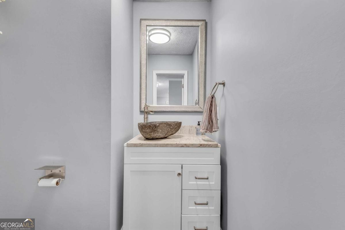 236 Hidden Court Winder GA 30680