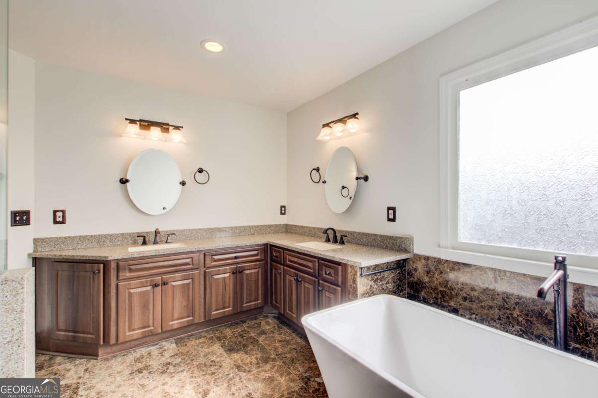 1039 Avery Creek Drive Woodstock GA 30188