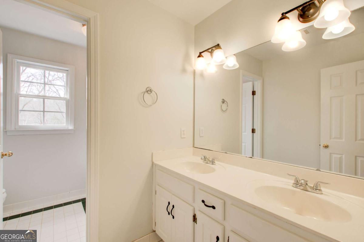 1039 Avery Creek Drive Woodstock GA 30188