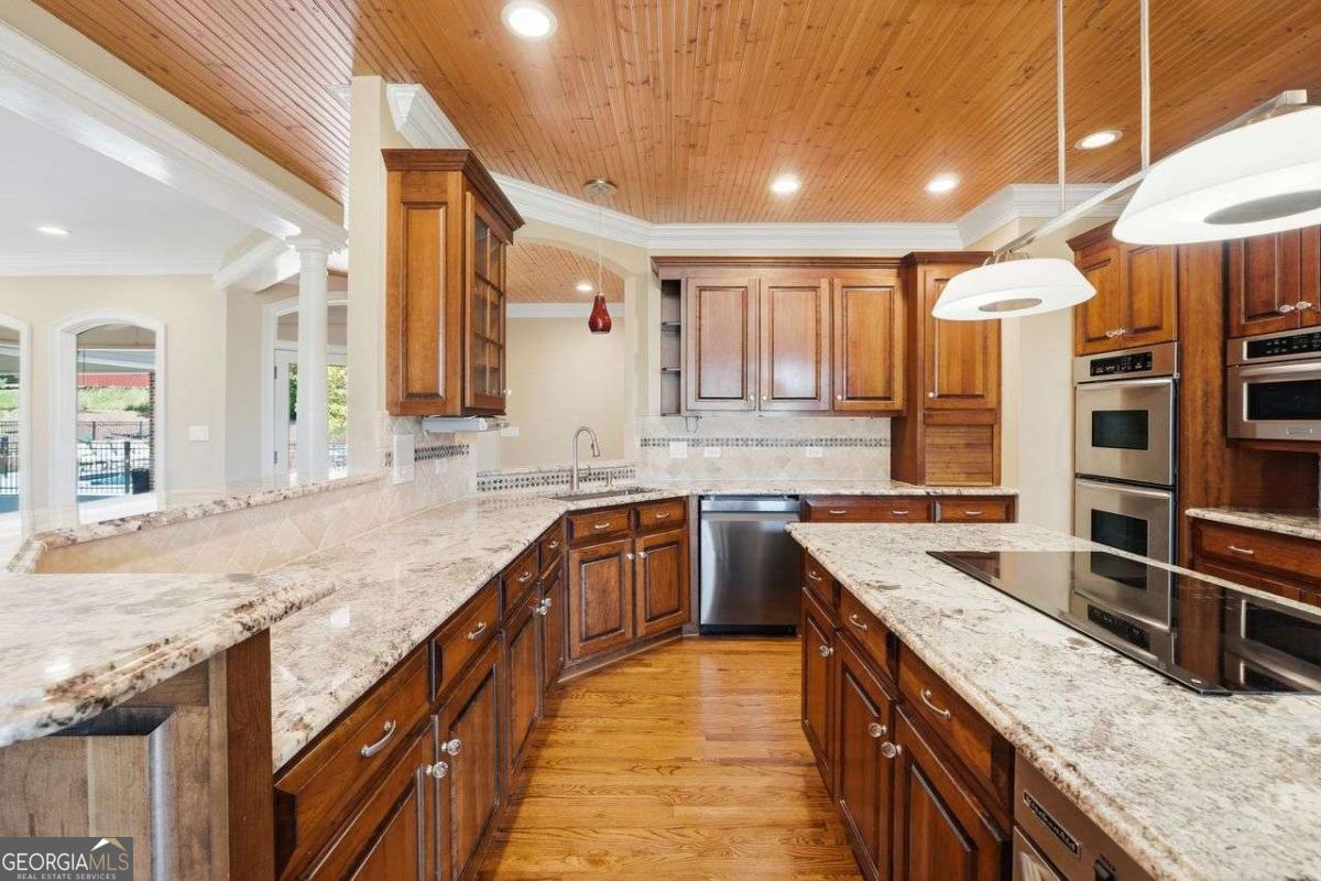 111 Brown Loop Spur NW Cartersville GA 30121