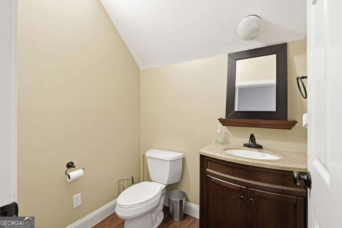 111 Brown Loop Spur NW Cartersville GA 30121