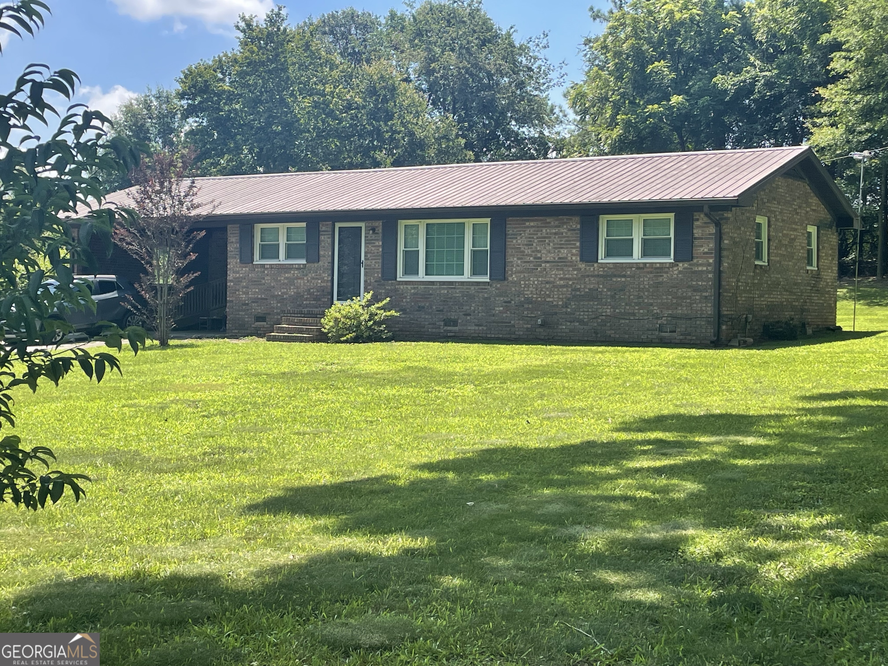 16067 Highway 59 Carnesville GA 30521