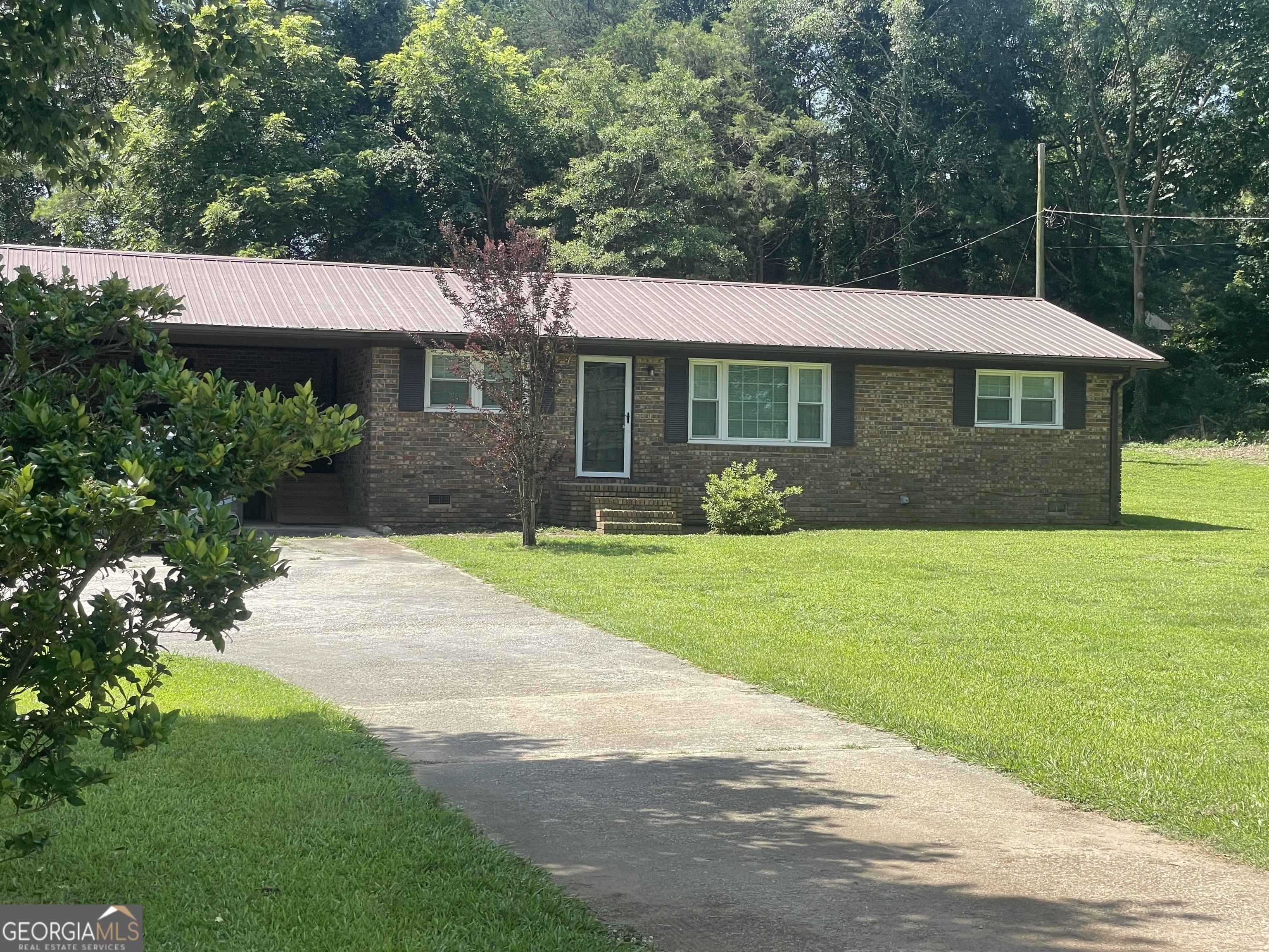 16067 Highway 59 Carnesville GA 30521