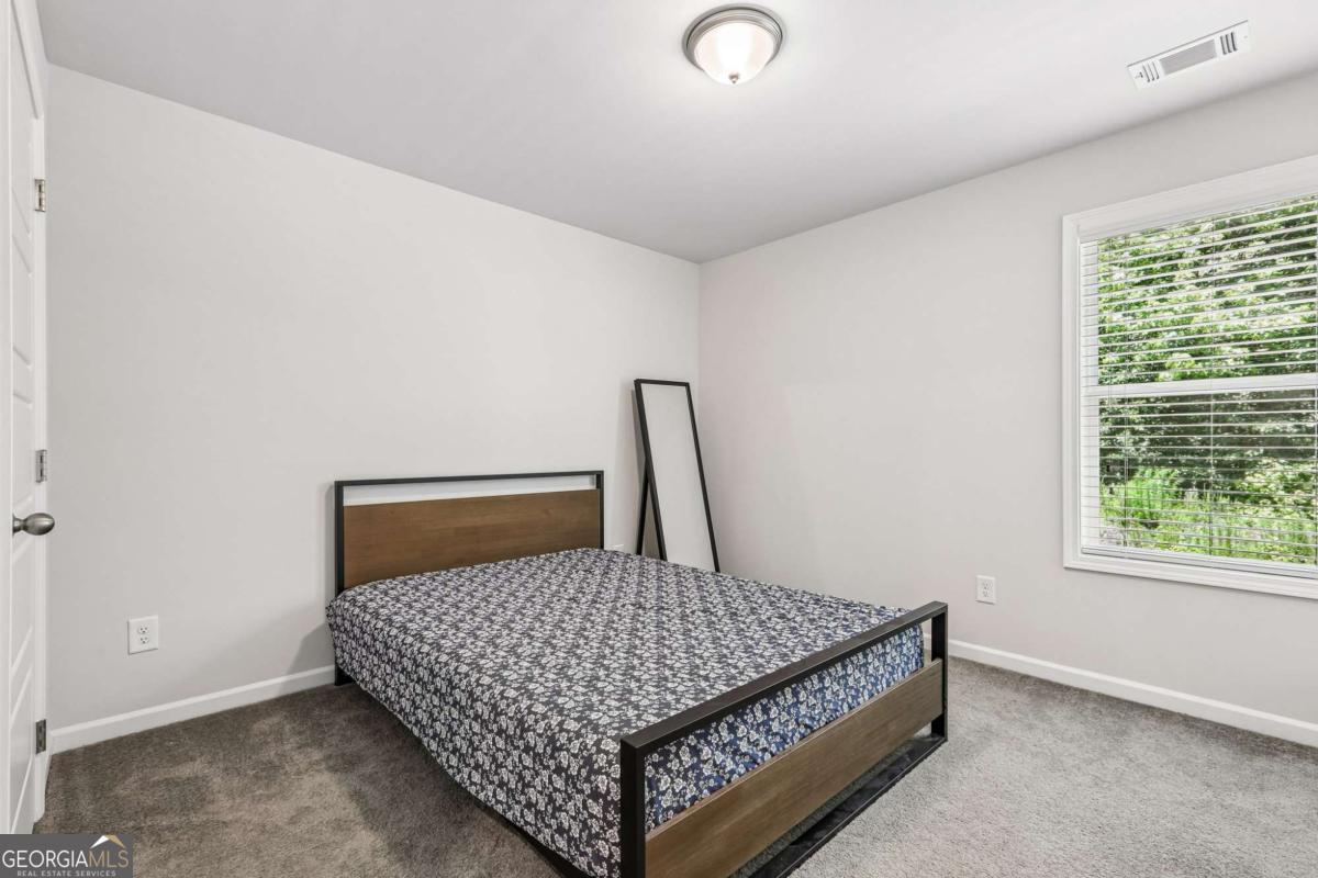 377 Station Overlook Drive Auburn GA 30011