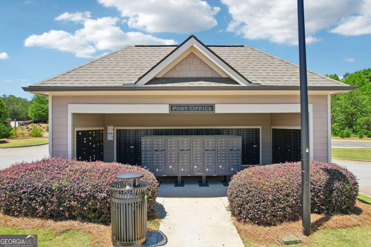 377 Station Overlook Drive Auburn GA 30011