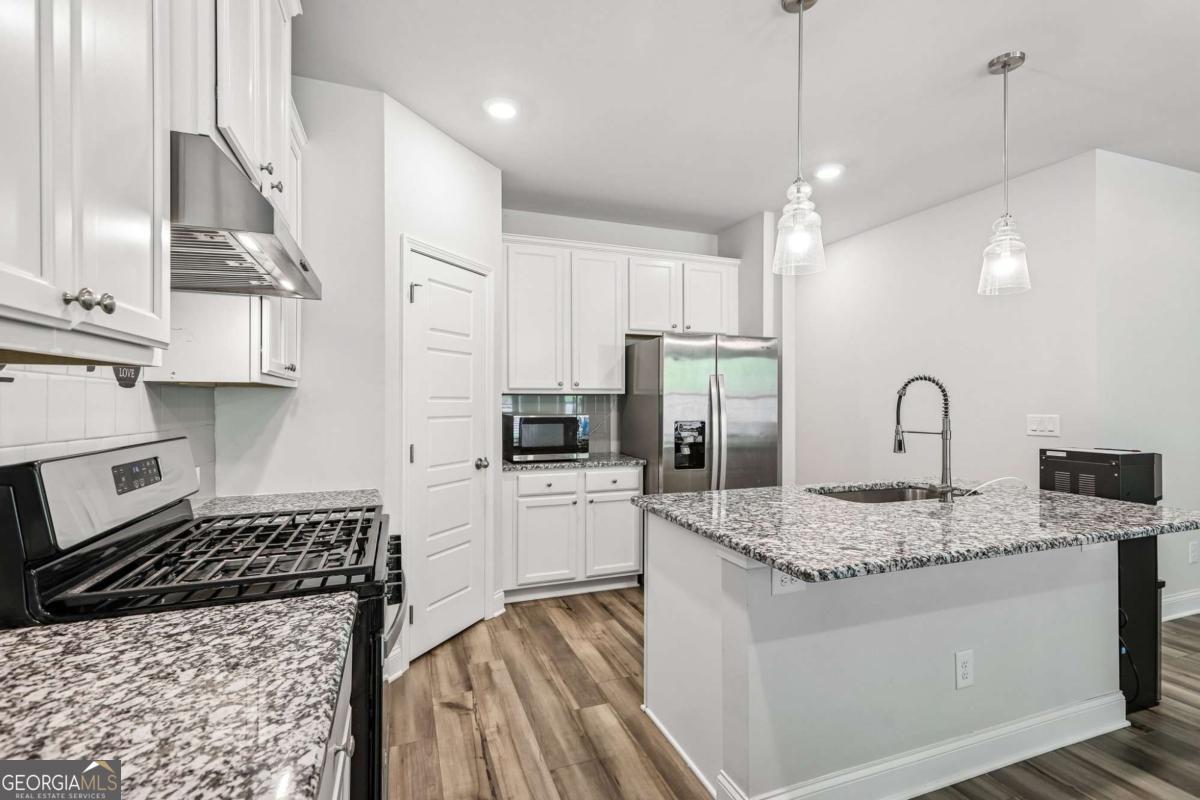 377 Station Overlook Drive Auburn GA 30011