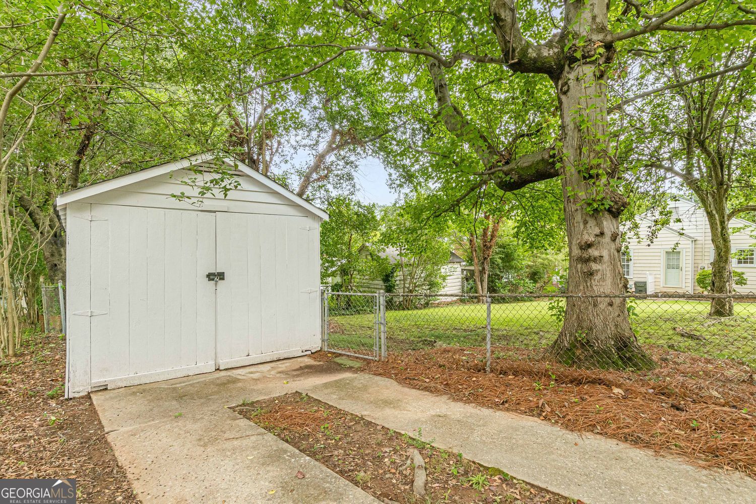 1141 Jefferson Avenue East Point GA 30344