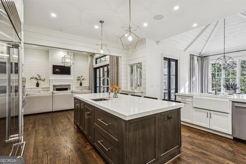 305 Forrest Lake Drive Sandy Springs GA 30327