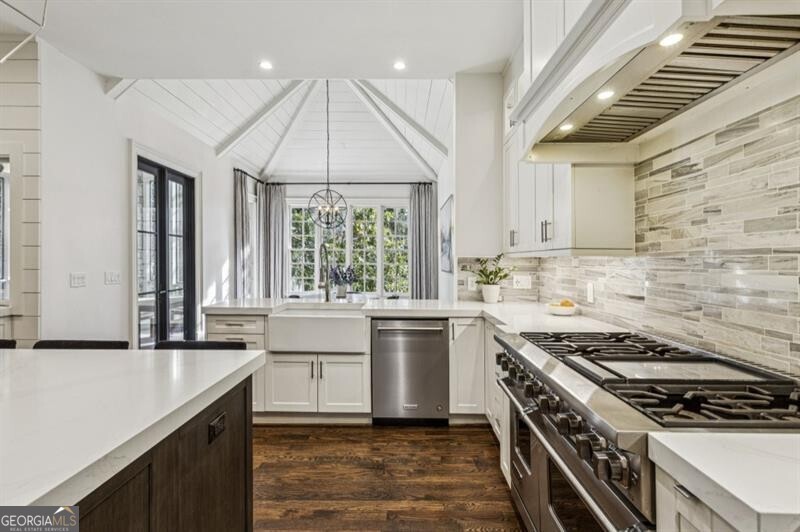 305 Forrest Lake Drive Sandy Springs GA 30327