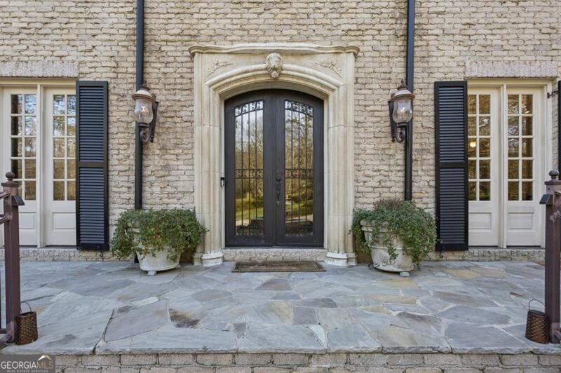 305 Forrest Lake Drive Sandy Springs GA 30327