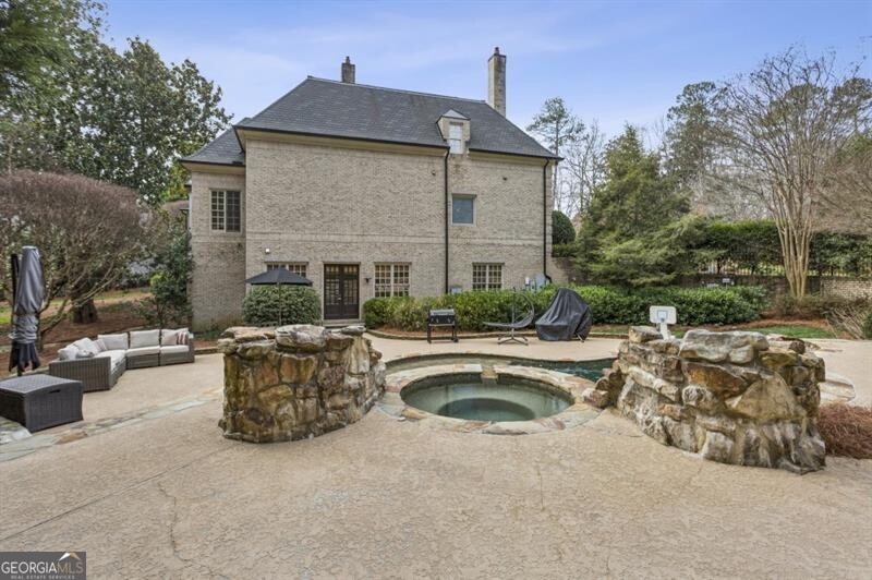 305 Forrest Lake Drive Sandy Springs GA 30327