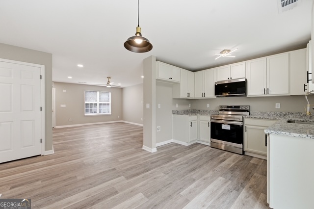 4273 Chestnut Lake Avenue Lithonia GA 30038