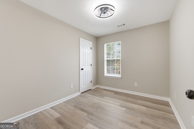 4273 Chestnut Lake Avenue Lithonia GA 30038