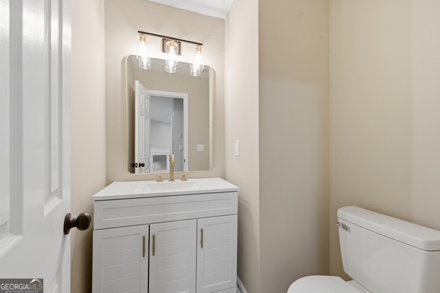 4273 Chestnut Lake Avenue Lithonia GA 30038