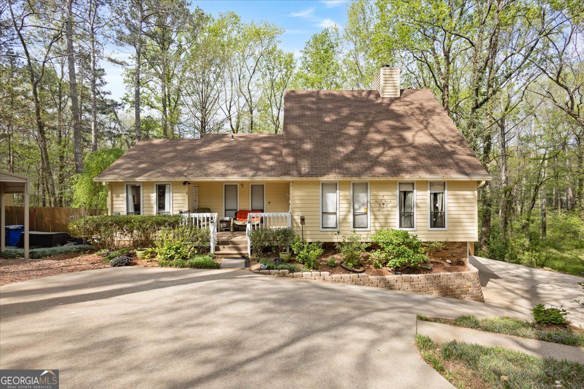 6950 Springwood Drive Douglasville GA 30135