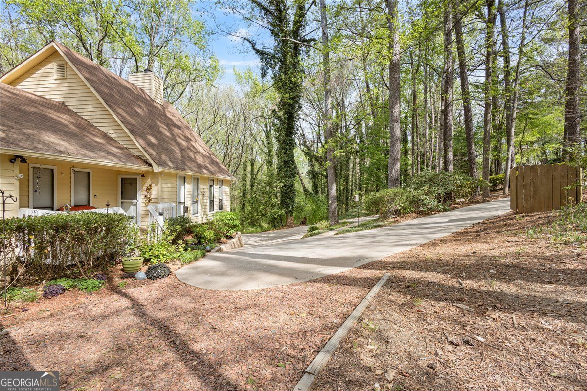6950 Springwood Drive Douglasville GA 30135