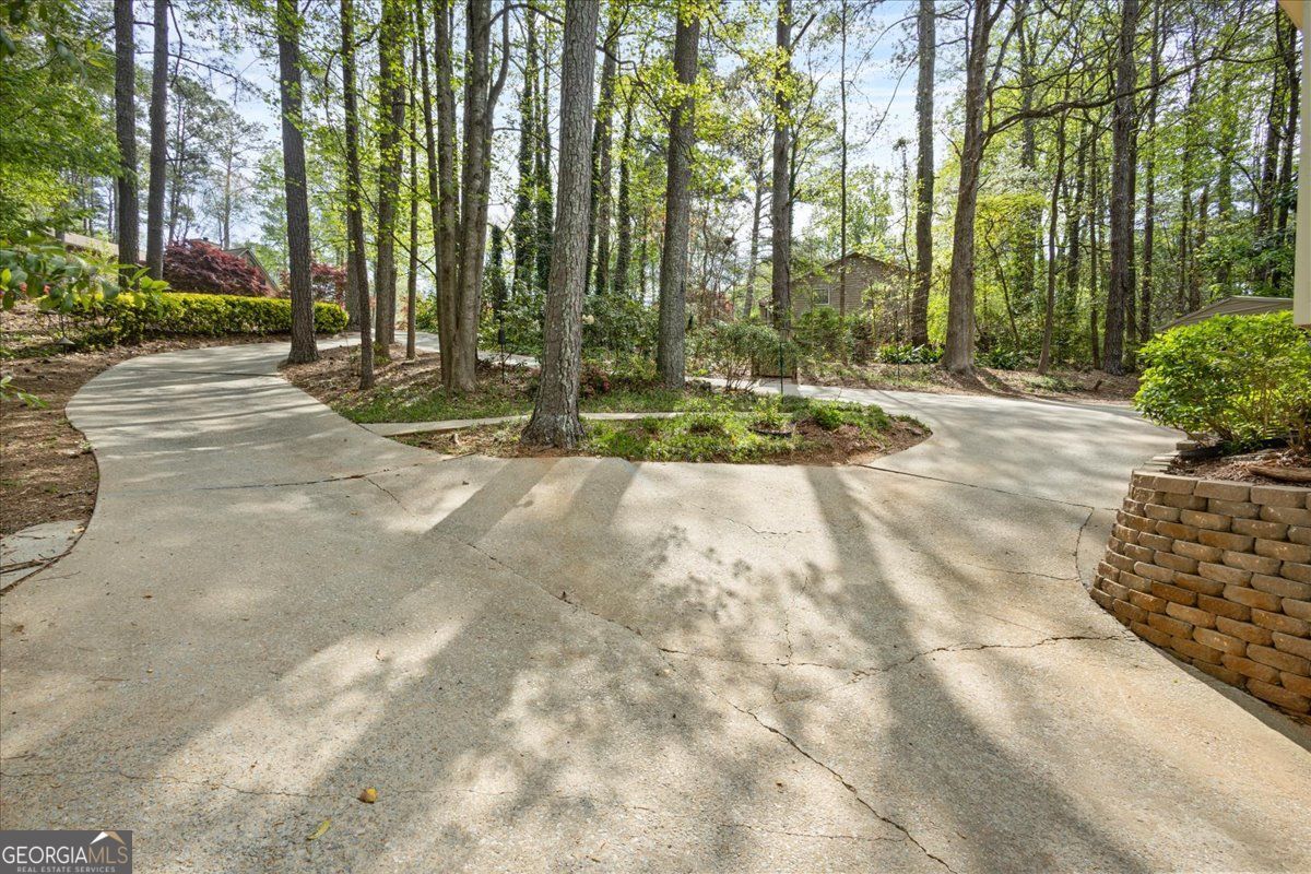 6950 Springwood Drive Douglasville GA 30135