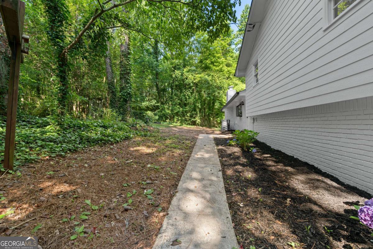 2984 E Paulding Drive Dallas GA 30157