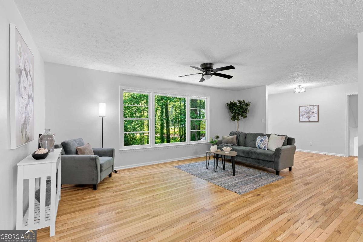 2984 E Paulding Drive Dallas GA 30157