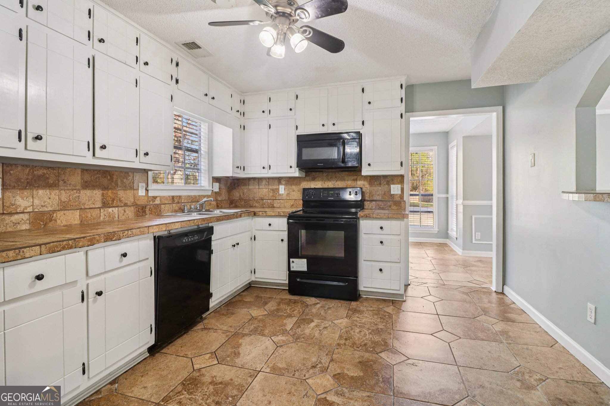 112 Rivercrest Drive Riverdale GA 30274