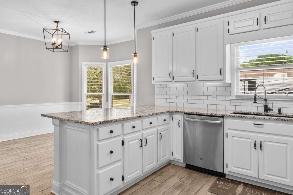 122 Crescent Drive Newnan GA 30265