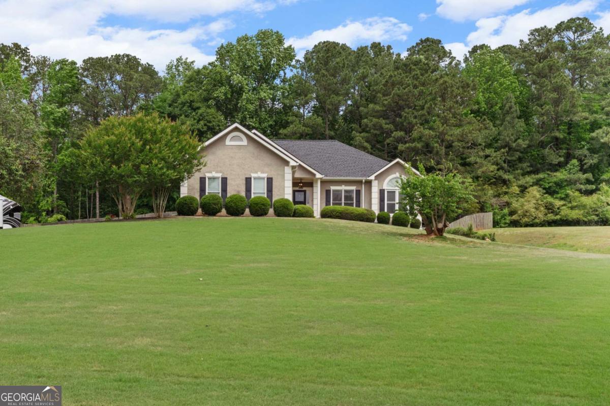 122 Crescent Drive Newnan GA 30265