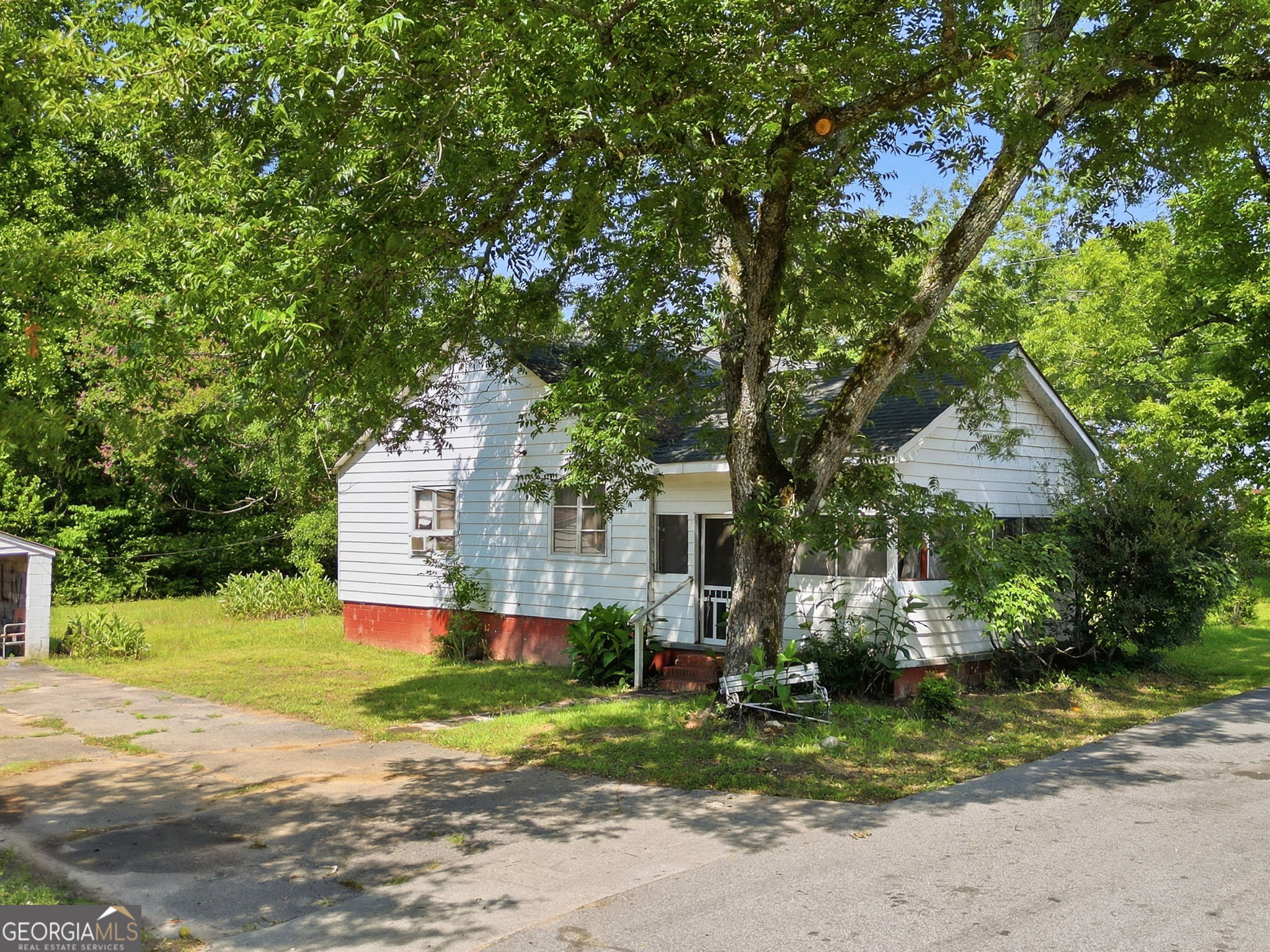 272 N Dogwood Avenue Social Circle GA 30025