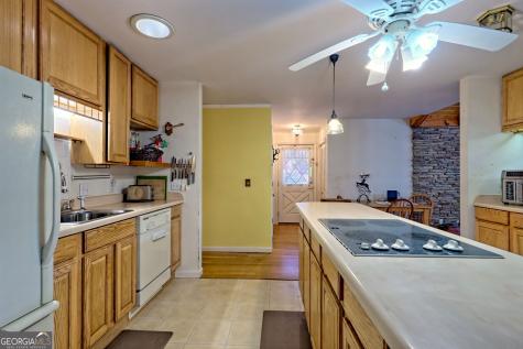 7829 Dillard Road Scaly Mountain NC 28775