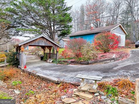 7829 Dillard Road Scaly Mountain NC 28775