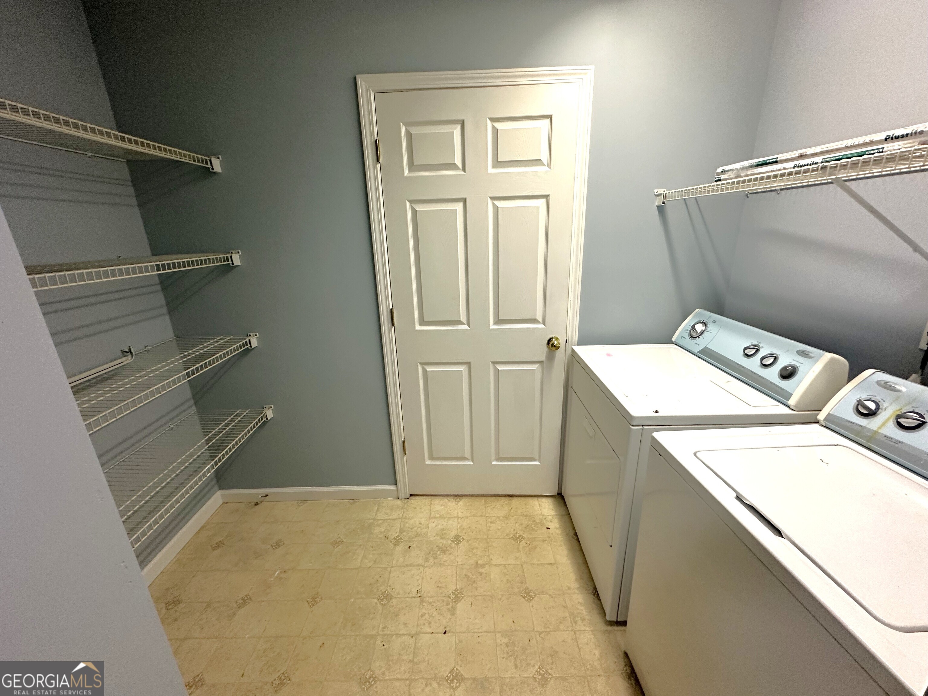 2037 Lakewood Trail SE Atlanta GA 30315