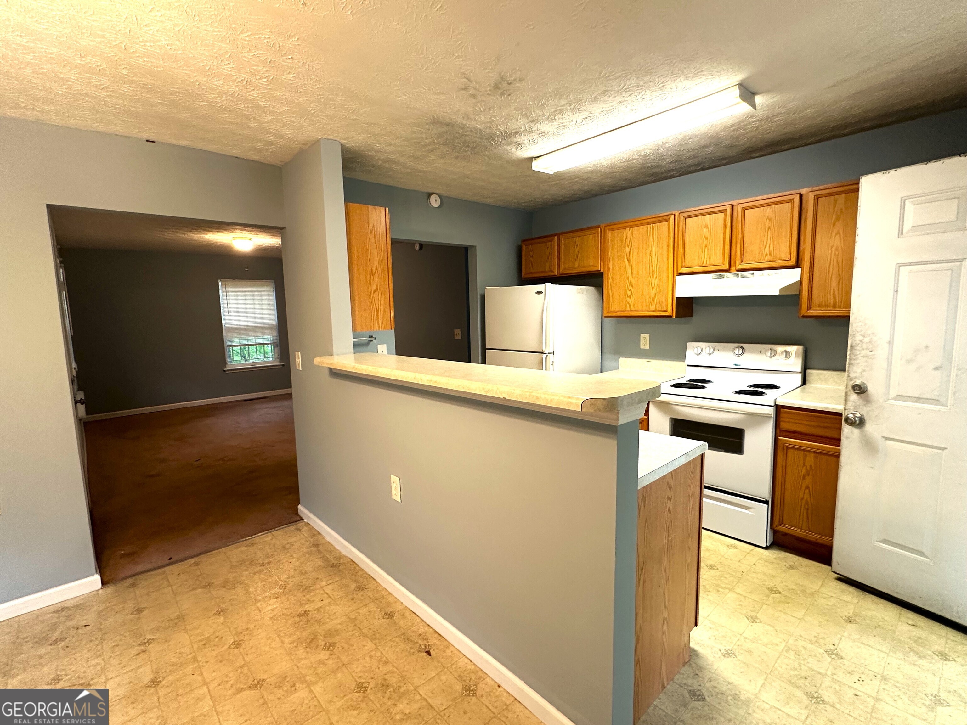 2037 Lakewood Trail SE Atlanta GA 30315