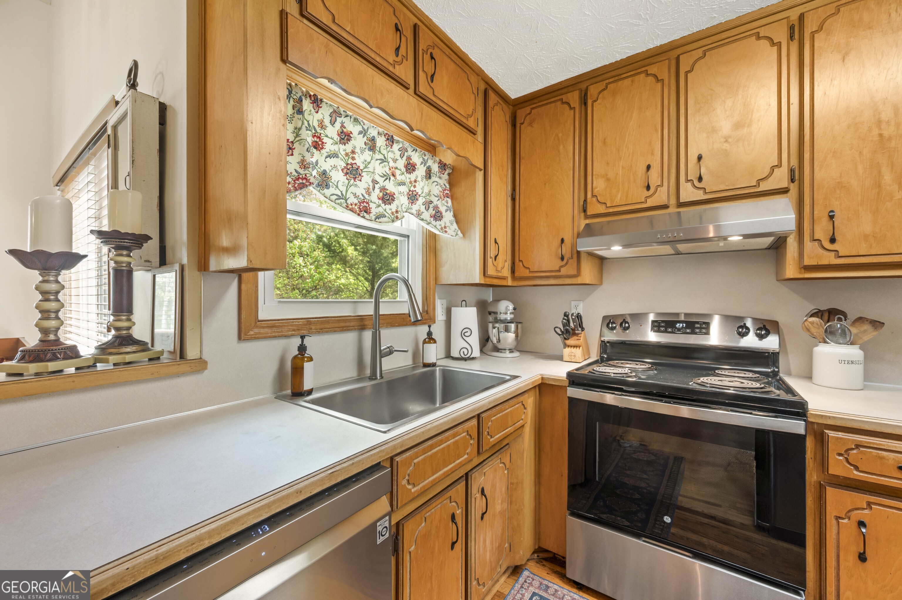 2690 Amberly Hills Trail Dacula GA 30019