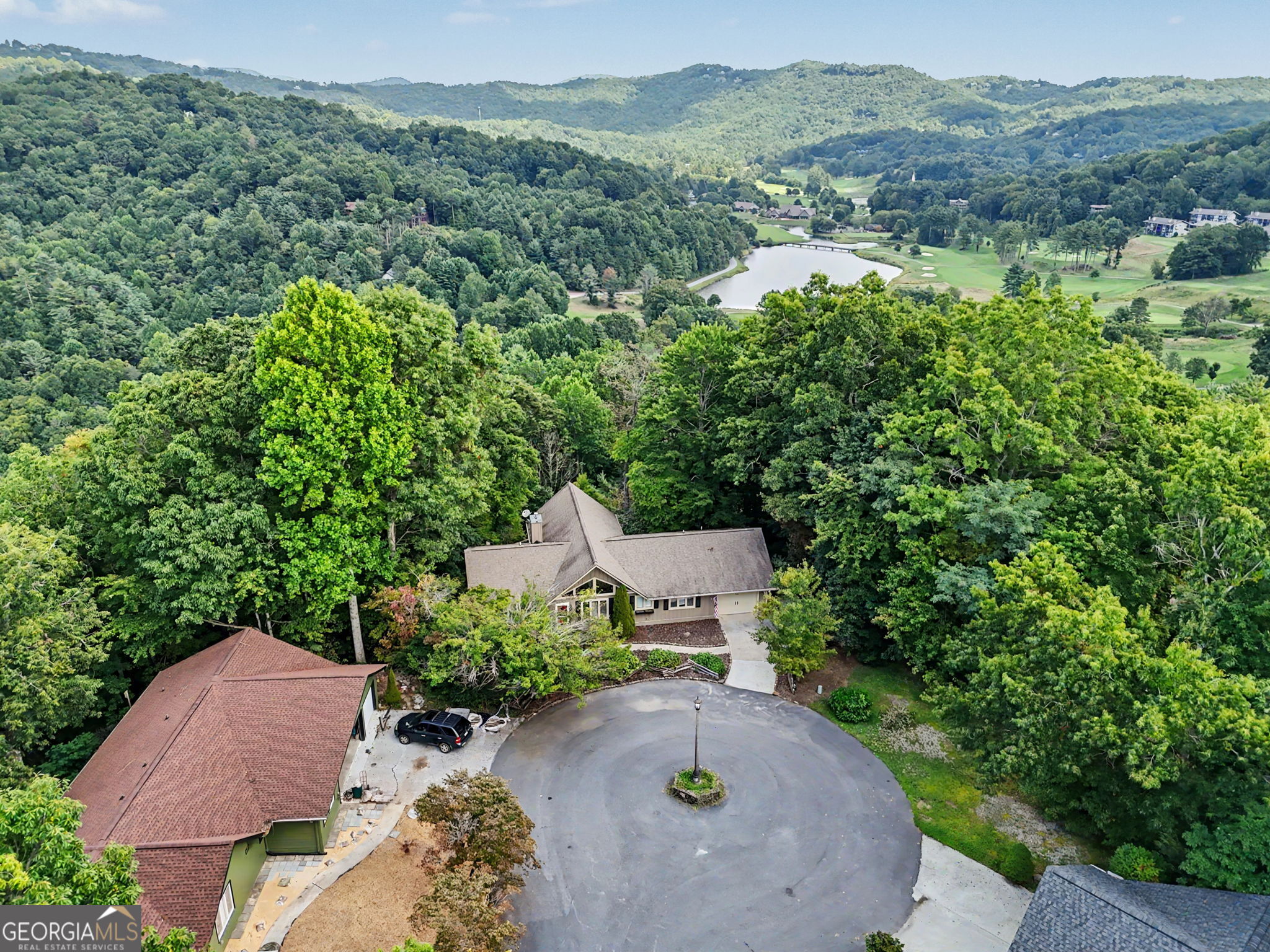 81 Mcclure Lane Sky Valley GA 30537