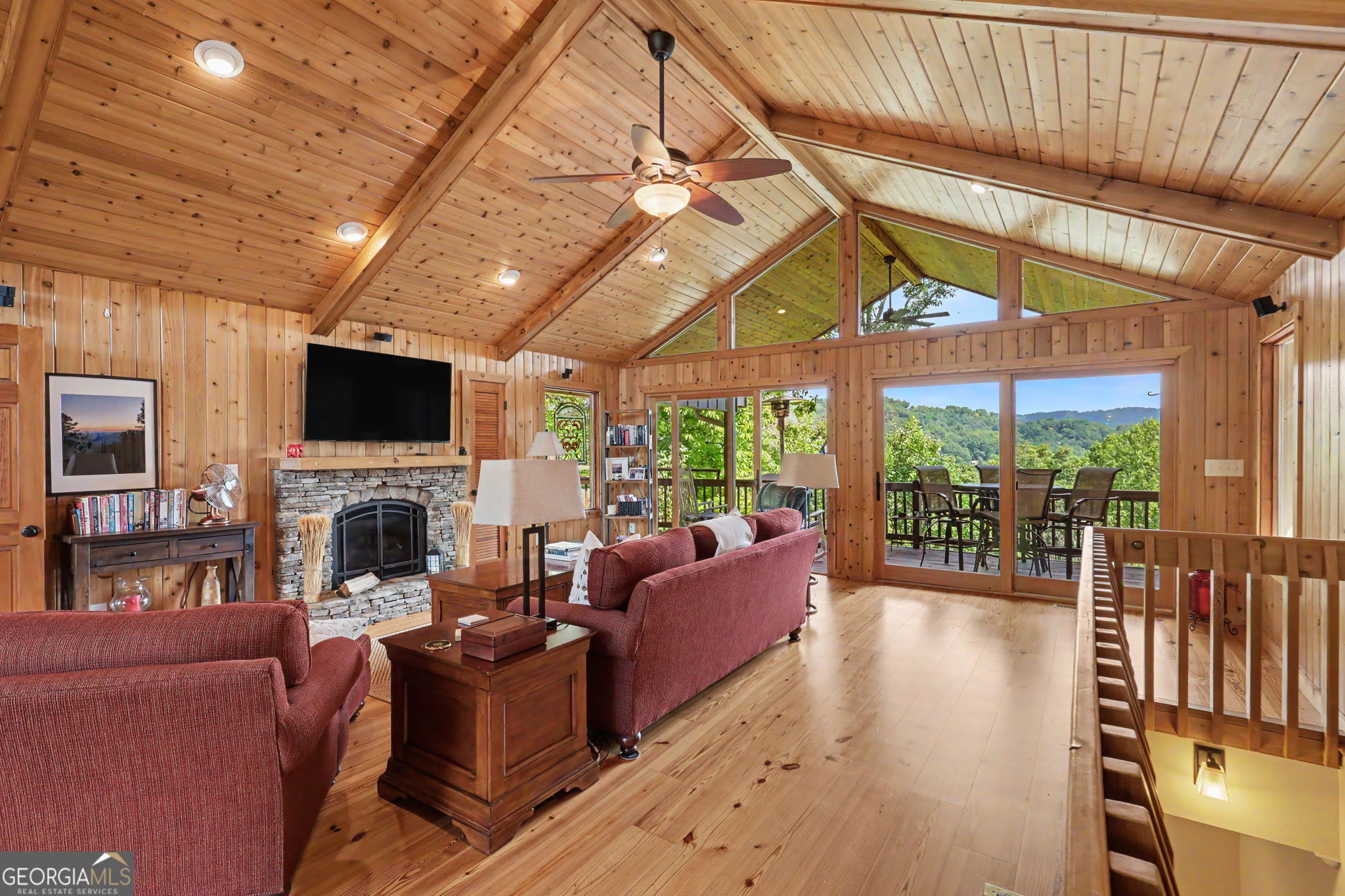 81 Mcclure Lane Sky Valley GA 30537