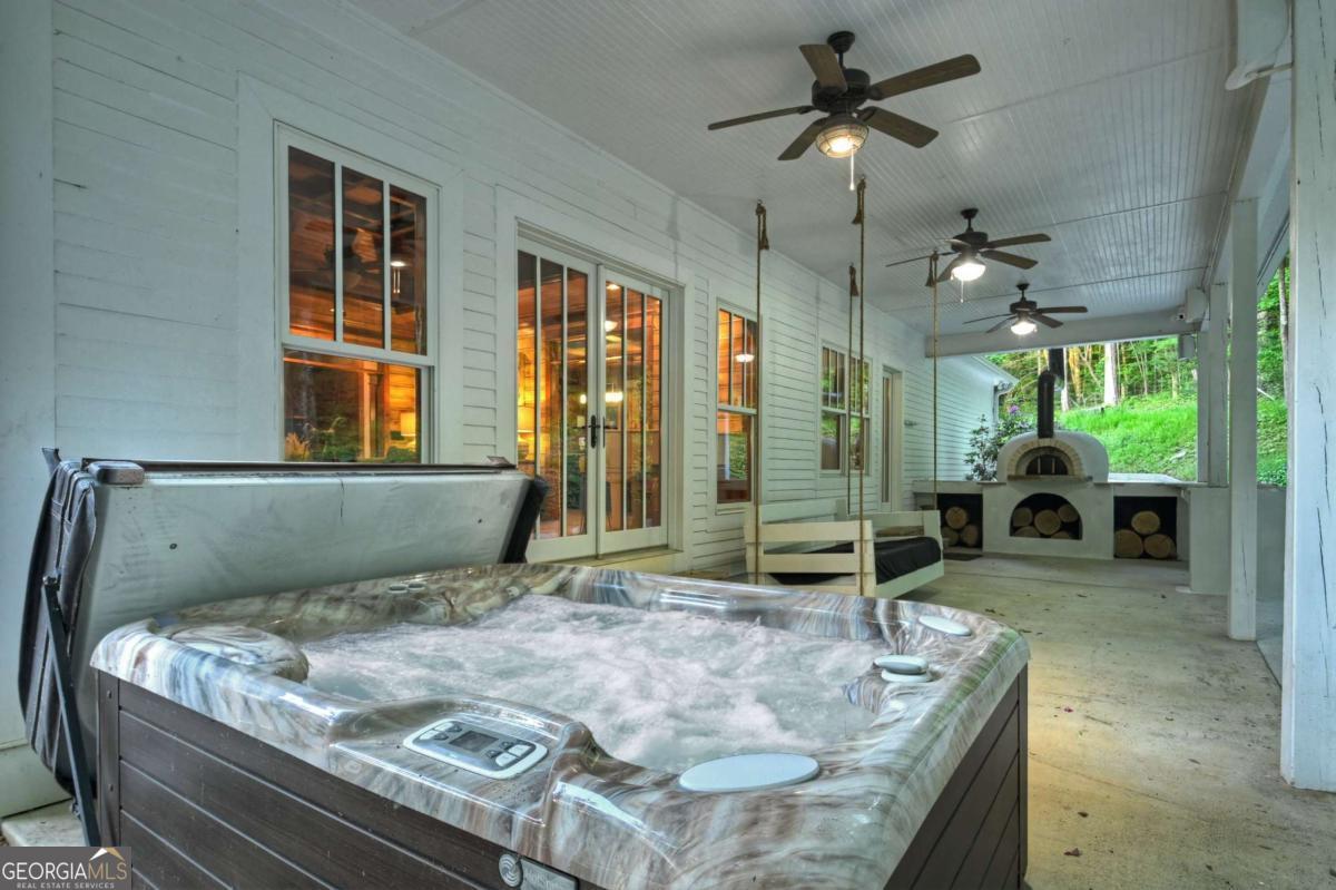 247 Craigtown Road Ellijay GA 30540