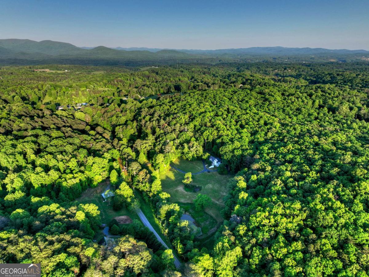 247 Craigtown Road Ellijay GA 30540