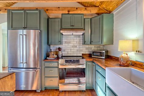 98 Pickett Hill Street Clayton GA 30525