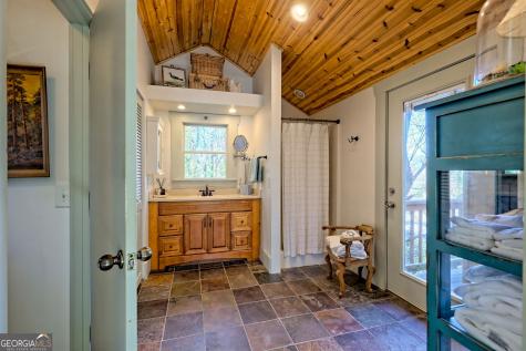 98 Pickett Hill Street Clayton GA 30525