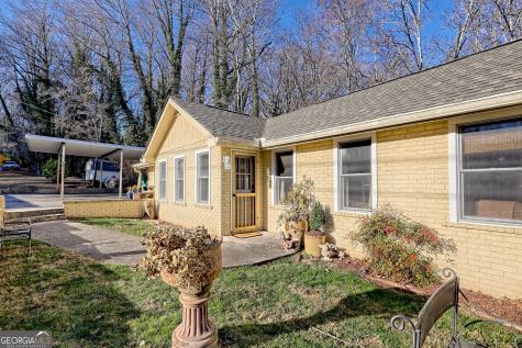 98 Pickett Hill Street Clayton GA 30525