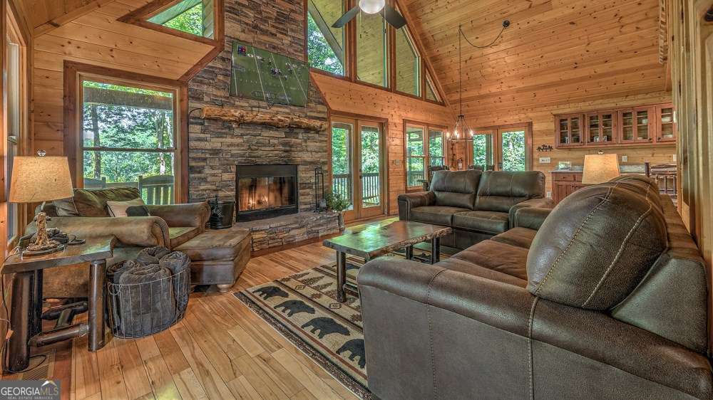 155 Shayla Drive Blue Ridge GA 30513
