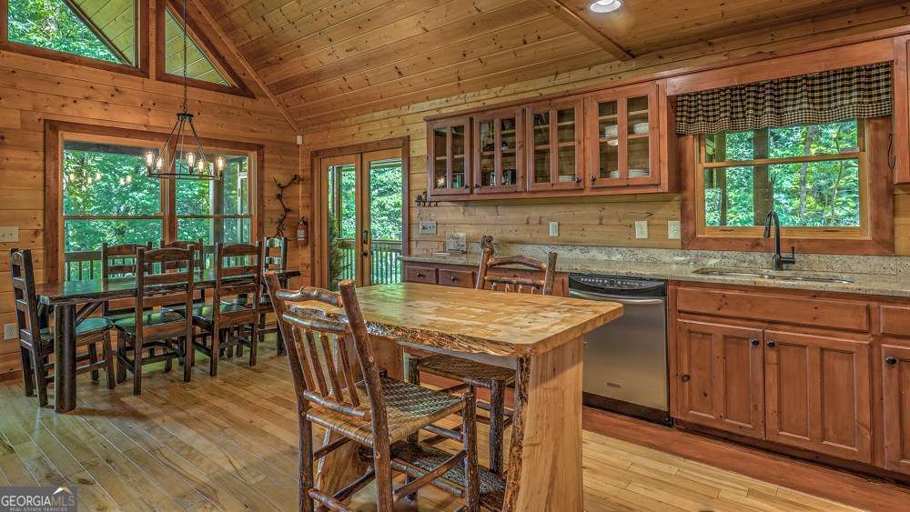 155 Shayla Drive Blue Ridge GA 30513