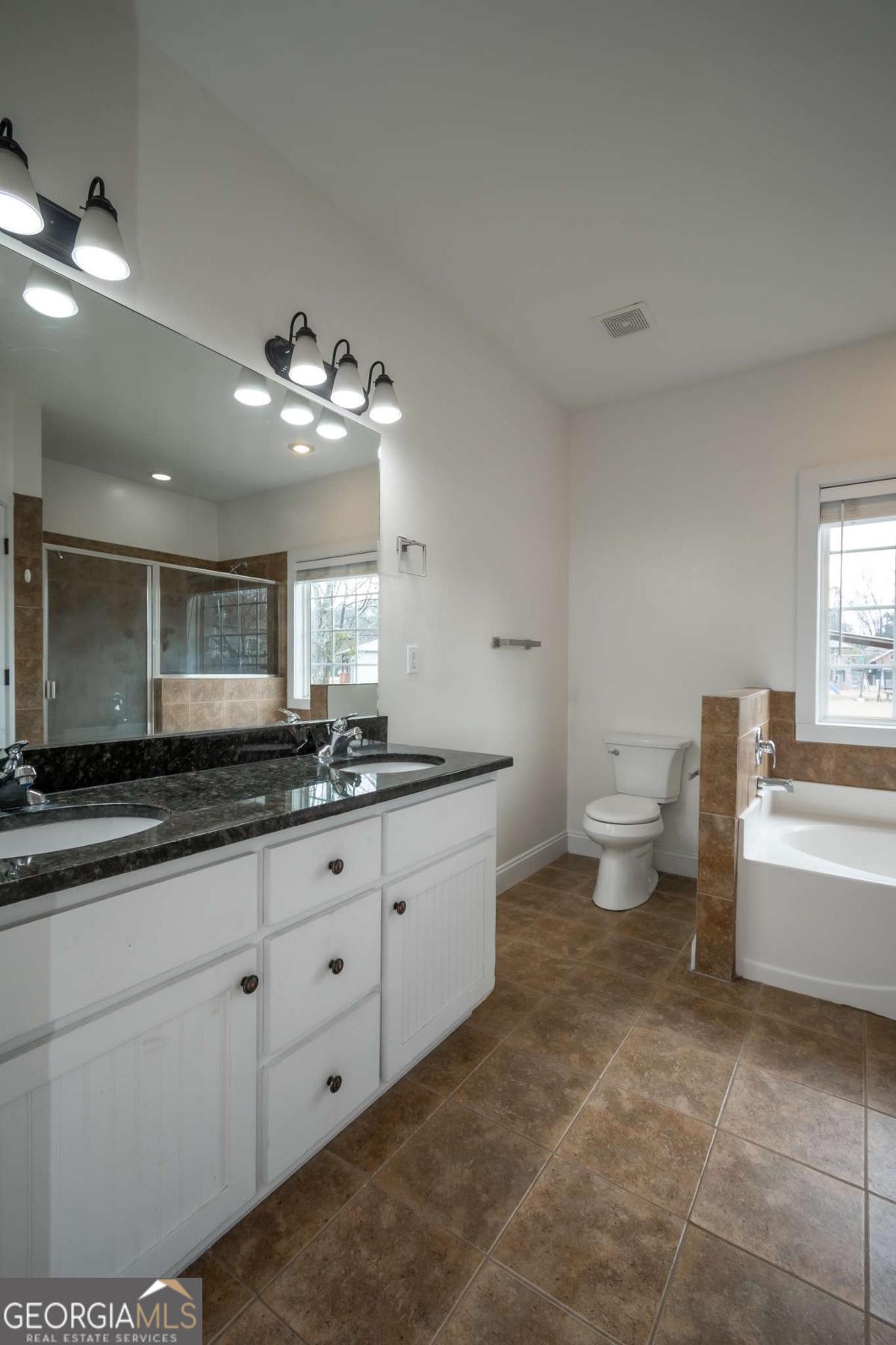 52 Willow Oak Circle Comer GA 30629