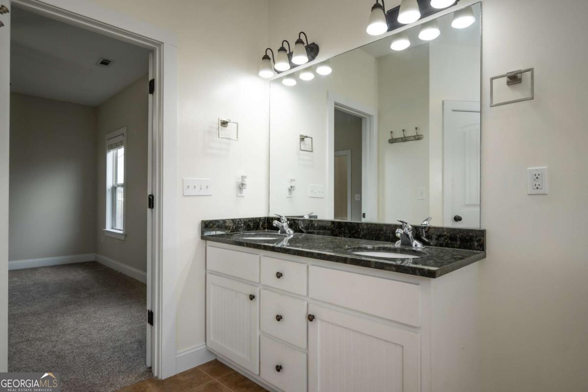 52 Willow Oak Circle Comer GA 30629