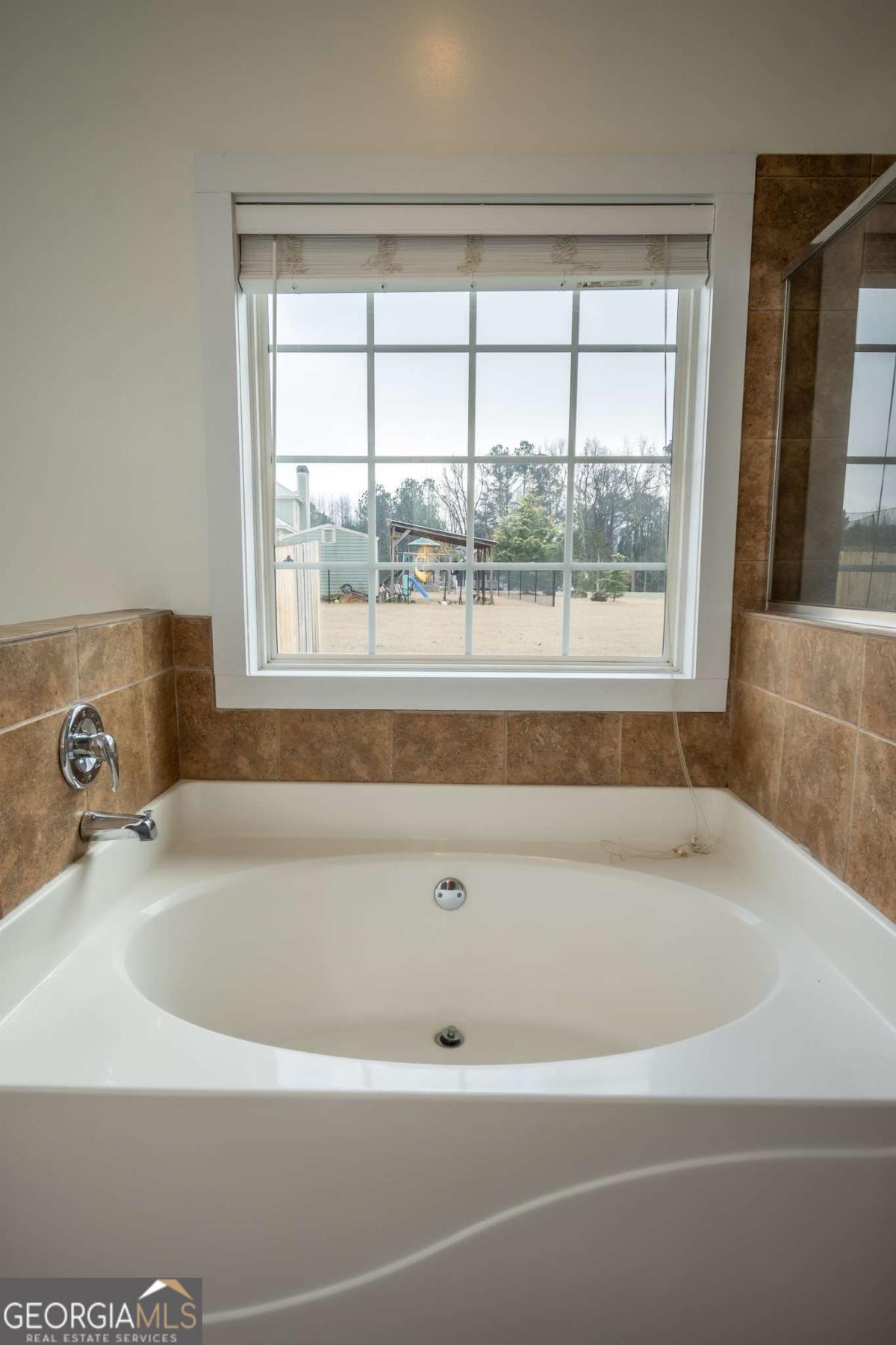 52 Willow Oak Circle Comer GA 30629