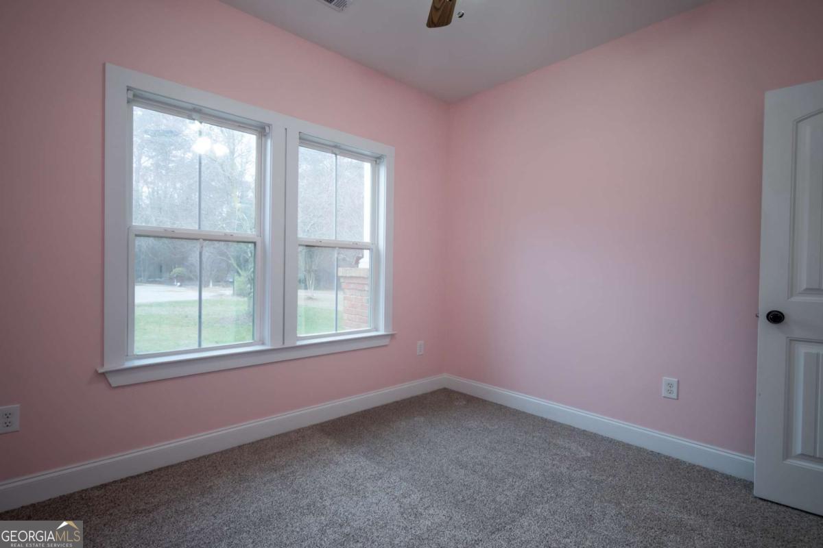 52 Willow Oak Circle Comer GA 30629
